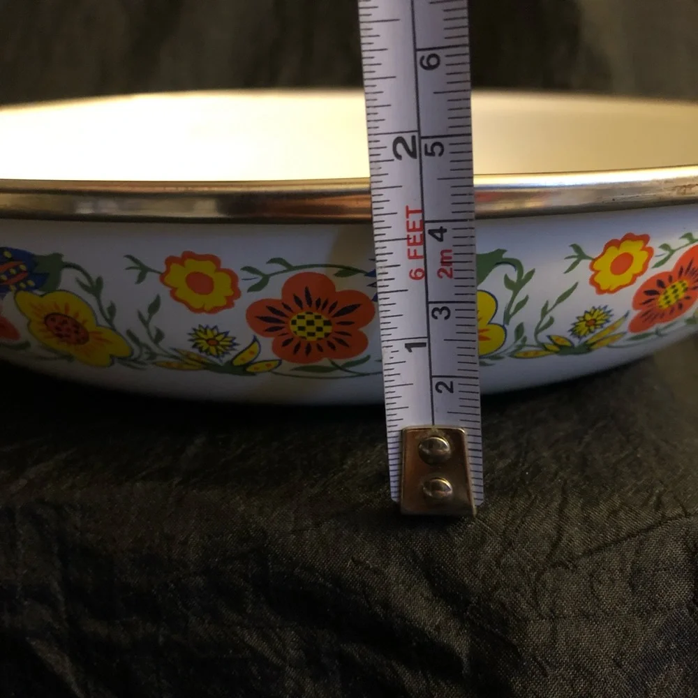 Vintage Floral Enamelware 10” Pan